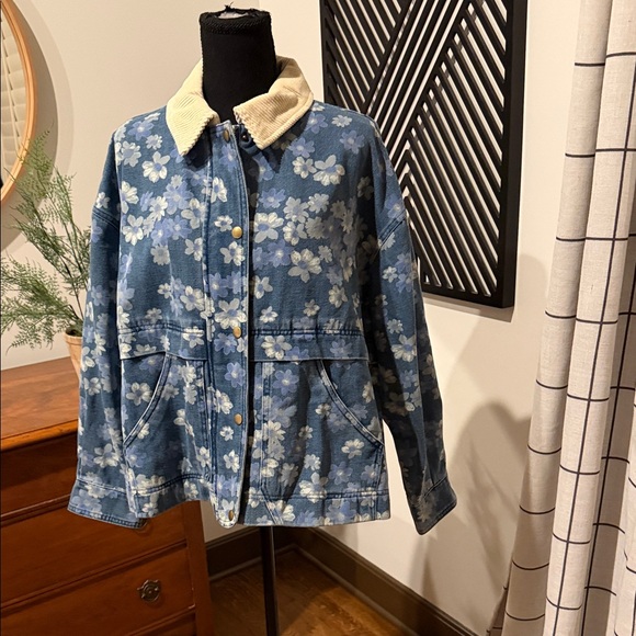 entro Jackets & Blazers - Entro Blue Floral Jean Jacket with Cream Collar medium